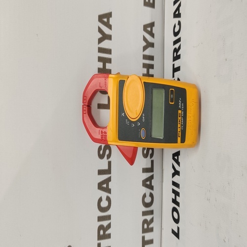 FLUKE 302 CLAMP METER...