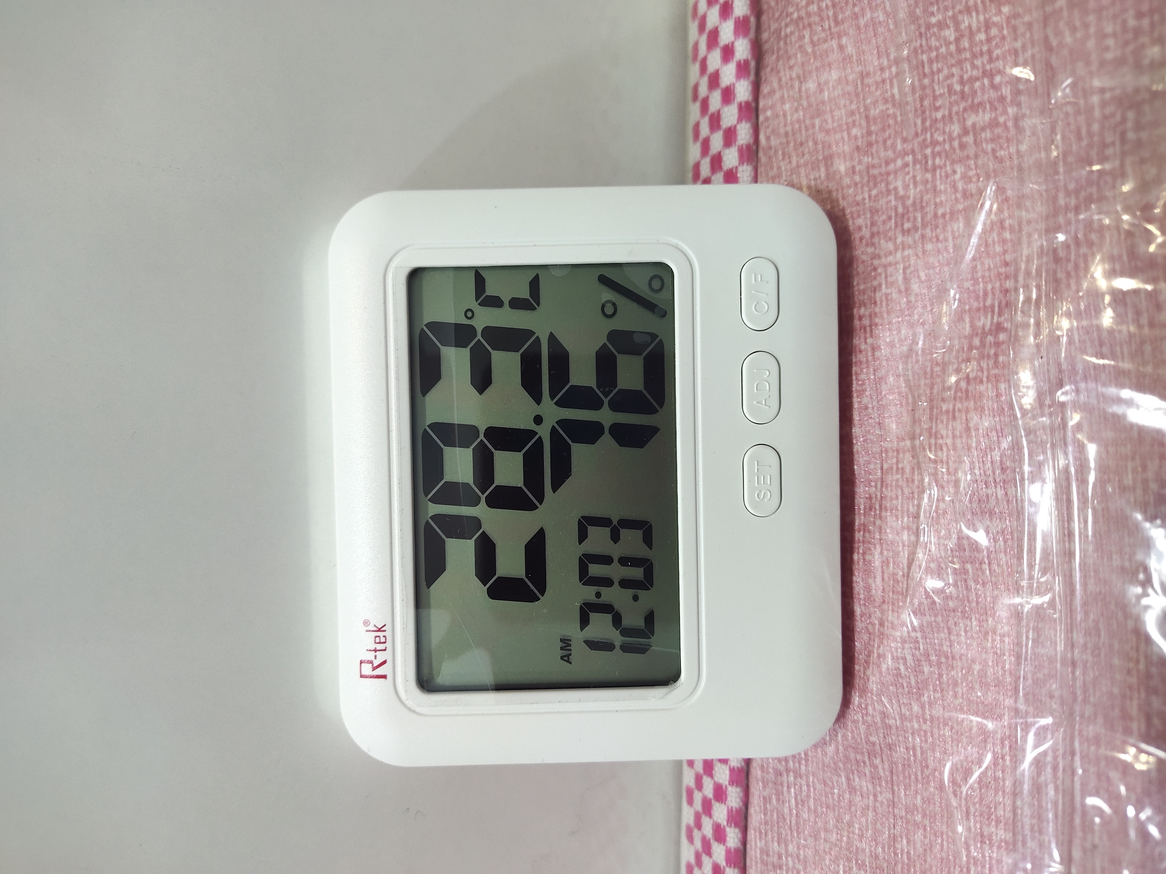 Digital Thermo Hygrometer - Plastic, 85x85x20mm | Lcd Display, -10â°c To 50â°c Range, ±1â°c Accuracy, 0.1â°c Resolution, Battery Powered