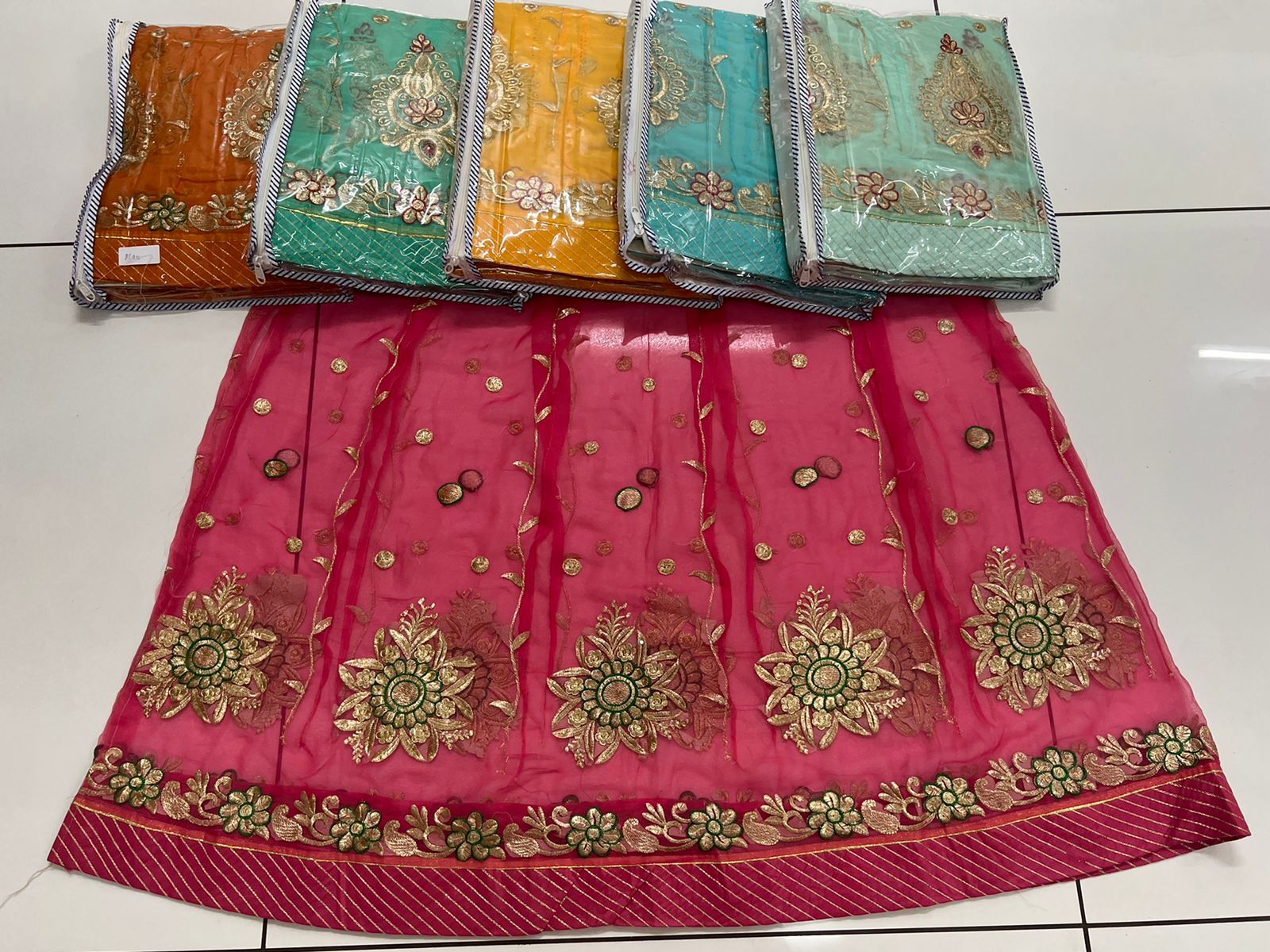 Rajputi Poshak Bust Size: Free Size Inch (In)