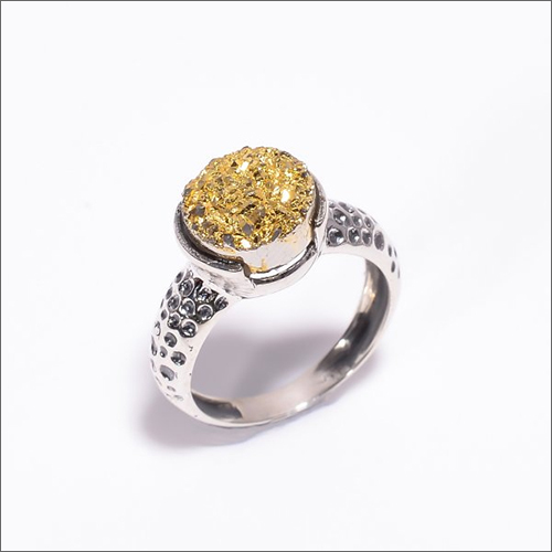 राउंड टाइटेनियम ड्रुज़ी जेमस्टोन 925 स्टर्लिंग सिल्वर डिज़ाइनर हैमरेड रिंग