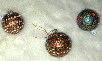 CHRISTMAS TREE SKIRT