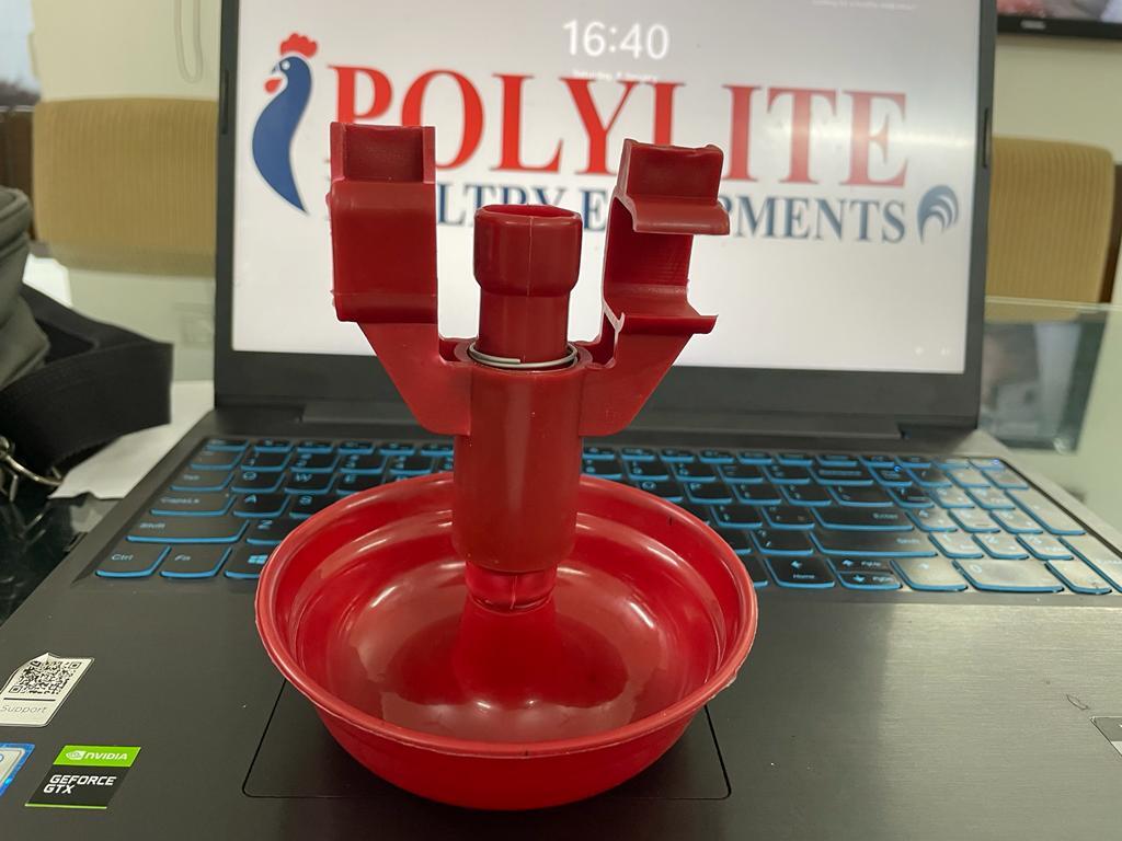 Red Poultry Nipple Drinker Flout Cup