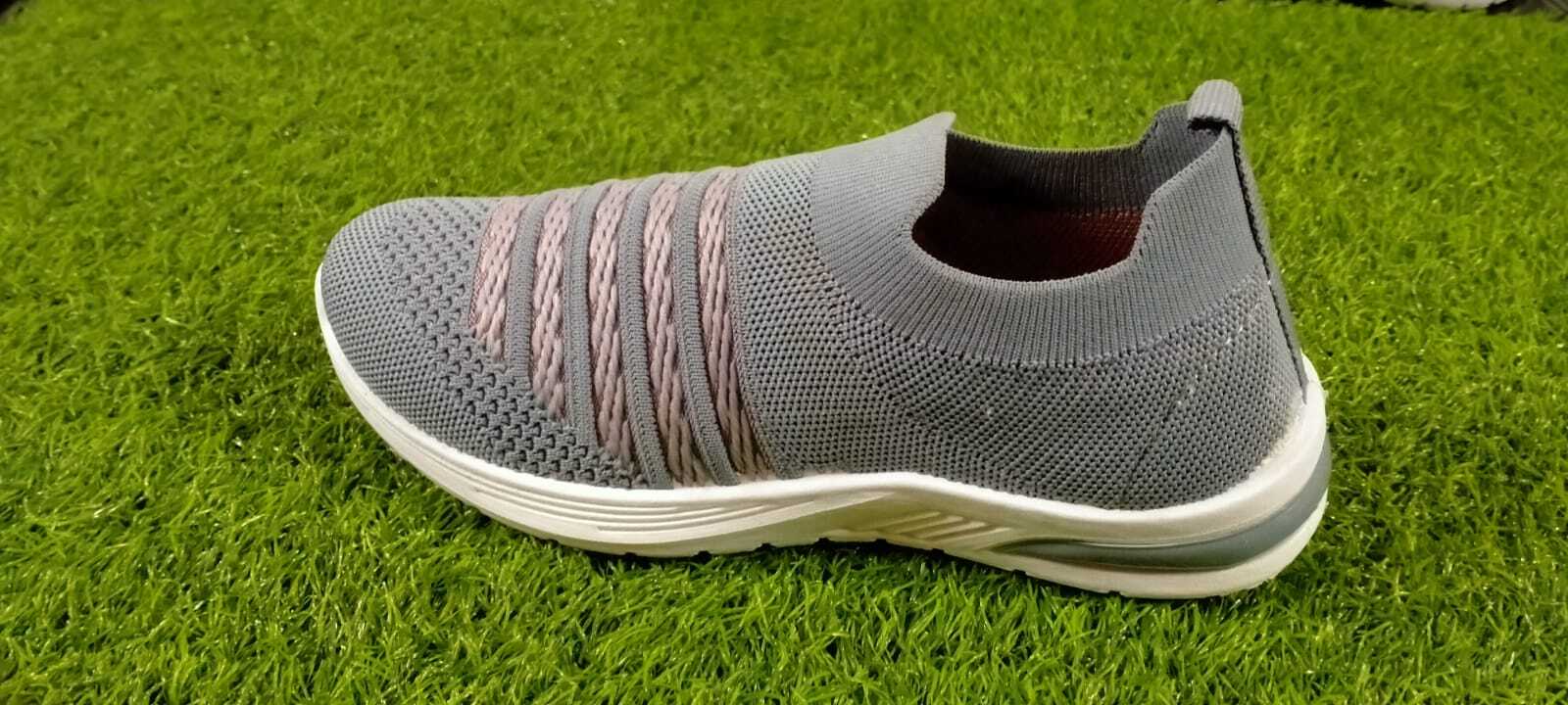 Women Sports Shoes - Multiple Sizes Available (6-8) | Blue Color Standard Warranty No Visible Logo