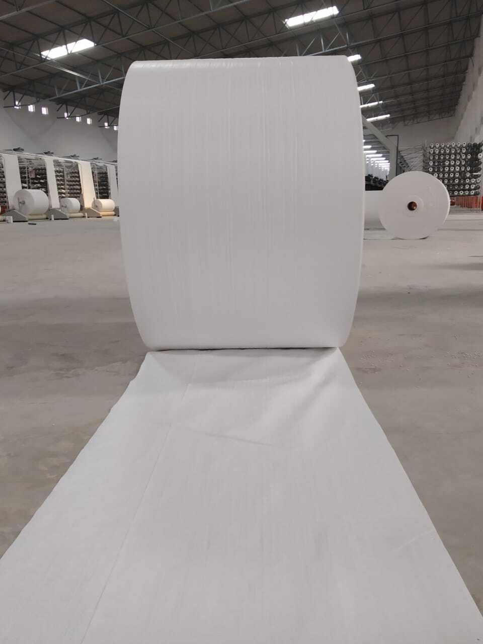 Pp Woven Roll - Polypropylene Fabric 100-200cm Width, White Color, 100-300gsm, 500-1500n/5cm Tensile Strength | Durable, Reusable, Moisture-resistant, Uv Stabilized