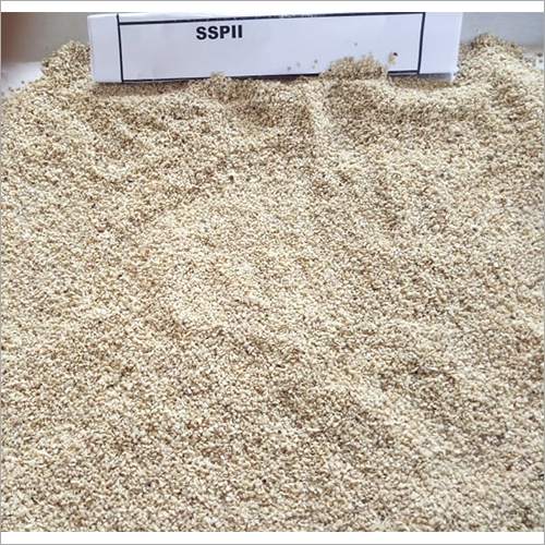 ऑफ व्हाइट काजू पाउडर