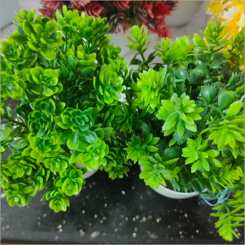 टिकाऊ 6 इंच आर्टिफिशियल ग्रीन ट्री प्लांट