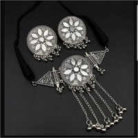 ऑक्सीडाइज़्ड चोकर नेकलेस सेट लिंग: महिलाएं