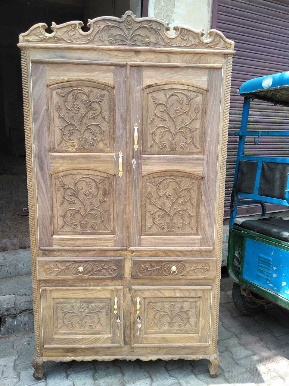 Wooden Almirah at 80000.00 INR in Saharanpur, Uttar Pradesh | Applwood