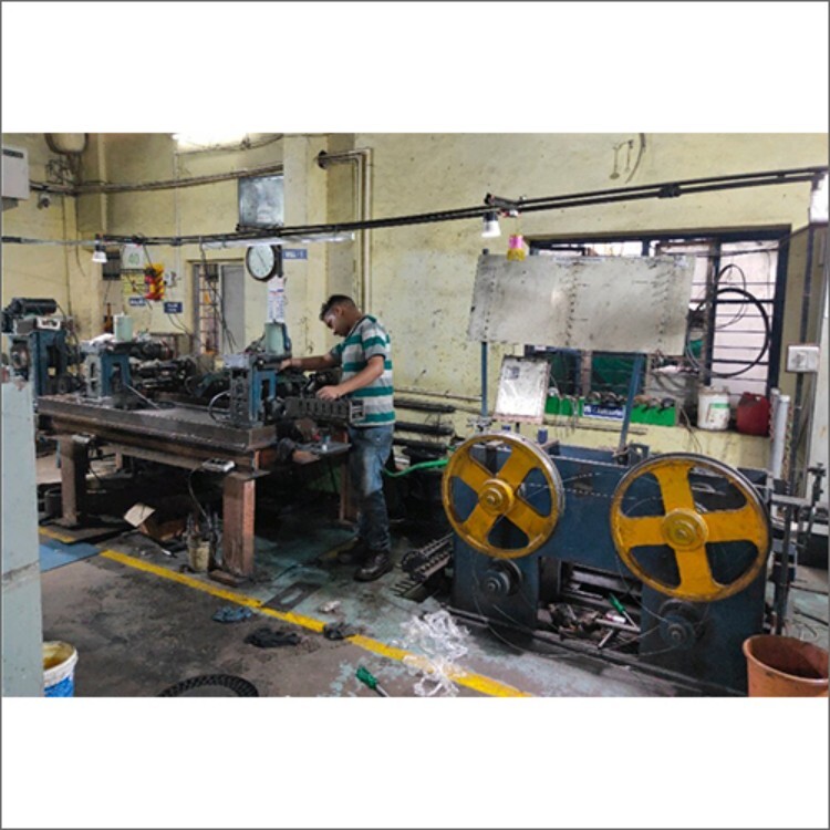 अर्ध-स्वचालित औद्योगिक रोलिंग मिल मशीन