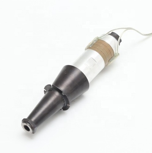 अल्ट्रासोनिक हॉर्न बूस्टर उपयोग: औद्योगिक