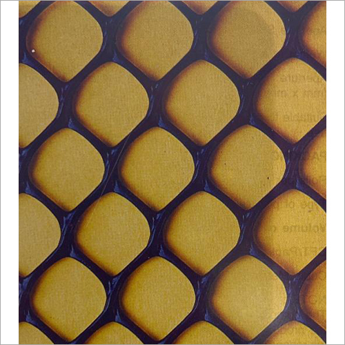 Layer Cage Floor Mesh - Application: Food Industry