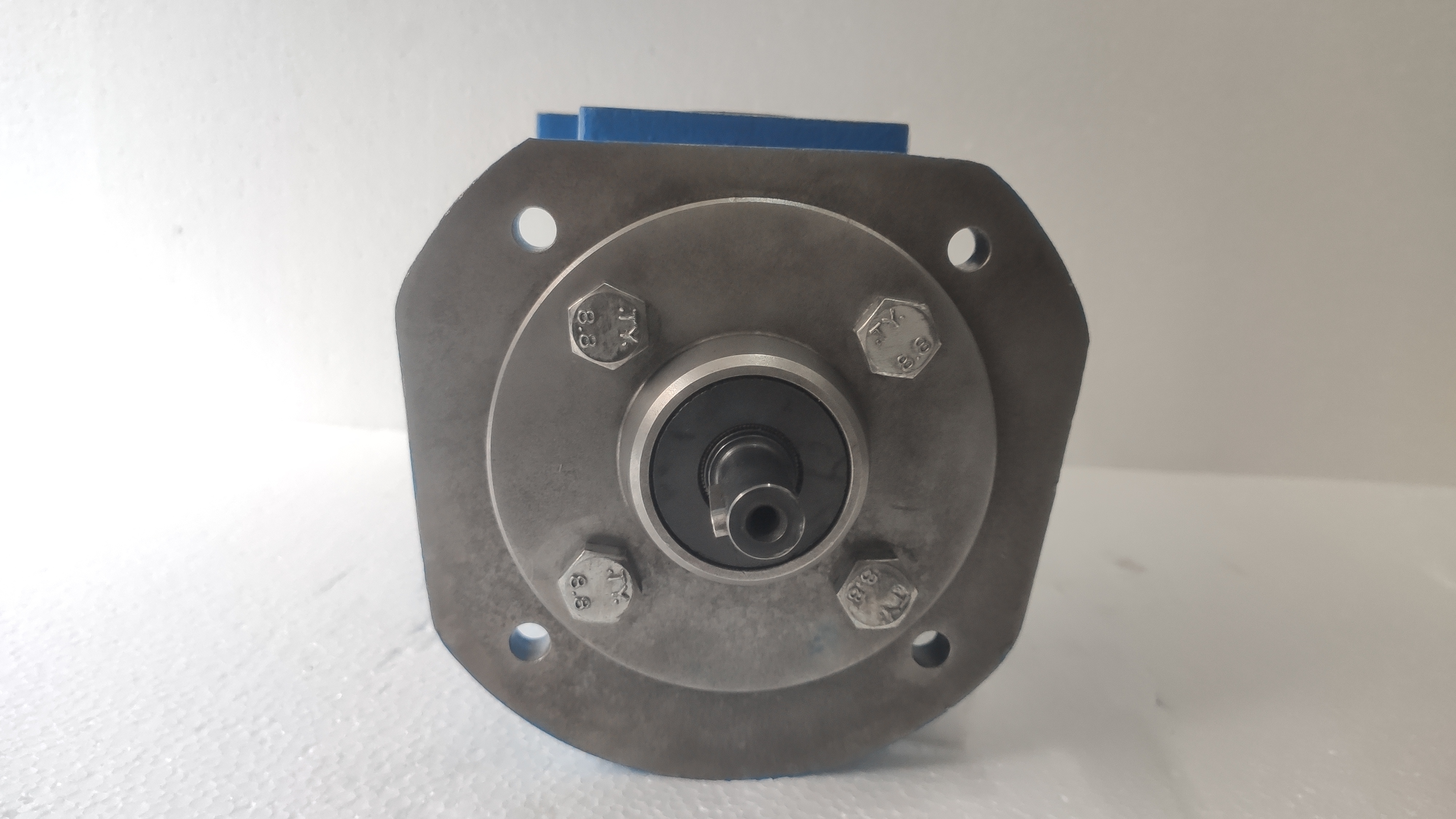 Imo Pump Ace 032n3 Ntbp 2019 - Screw Pump, 16 Bar Pressure, 10-180 L/min Flow Volume | New Surplus, High Pressure System, Innovative Design