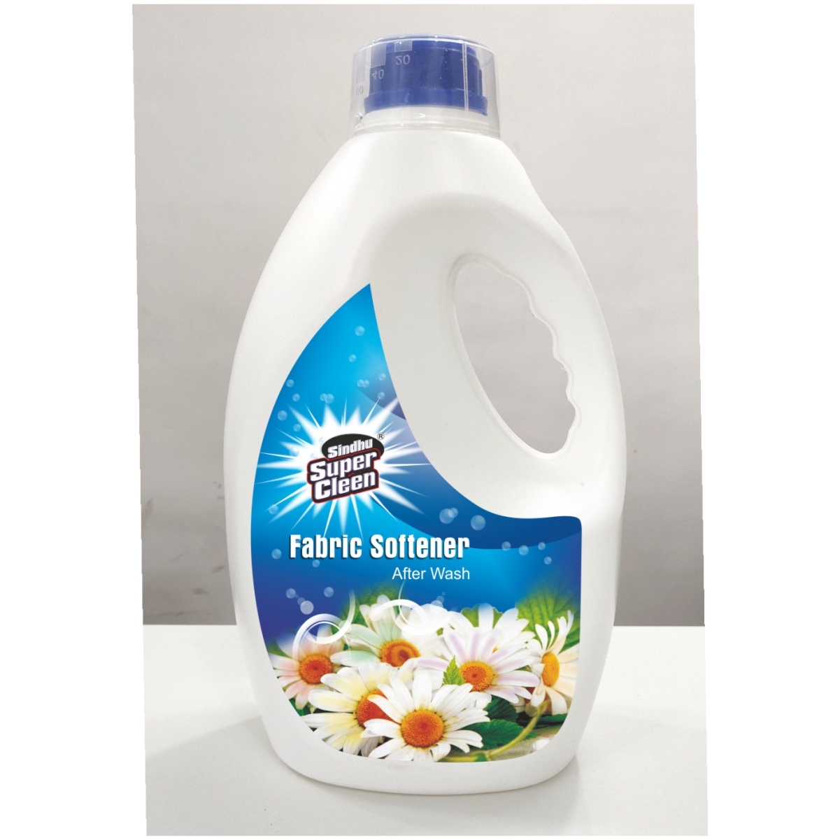 500 Ml Fabric Softener - Liquid, 500 Grams, White | New-like Shine, Long-lasting Freshness, Visibly Soft Clothes, Easy To Use