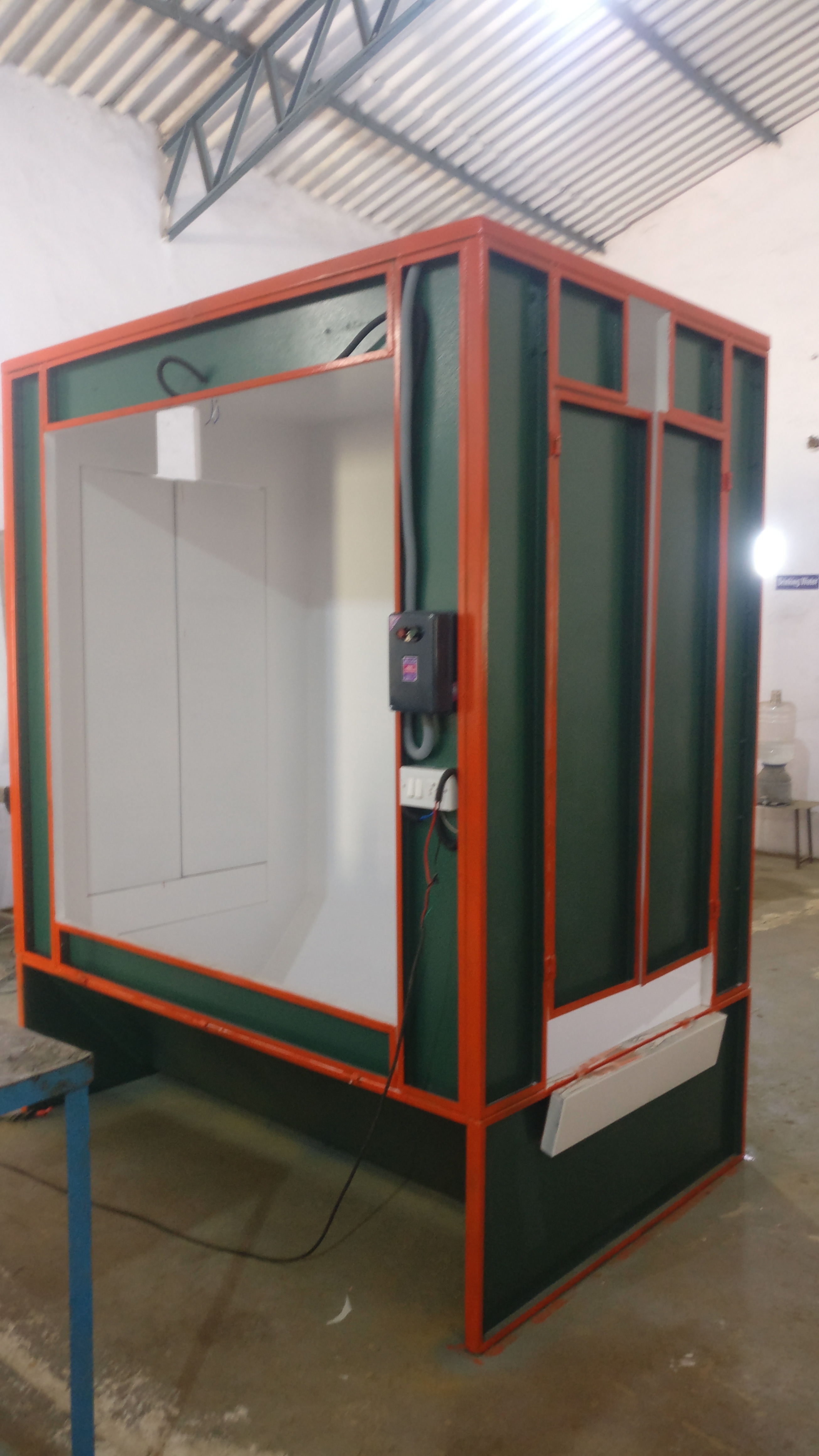 Electrical Oven - Galvanized Sheet, 10x5x5 Ft, 250a C Max Temp, 440v, 40 Hp, User-friendly Control Panel, Central Air Flow, Rust Proof, Custom Made
