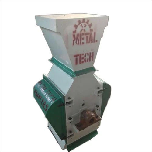 Animal Feed Grinder Machine Grinding