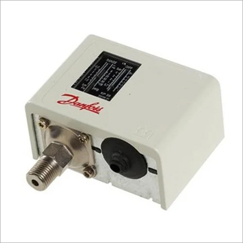 Danfoss Spdt Pressure Switch - Silver Contact, 7.5 Bar Pressure Range, Ip30 Enclosure Rating | Industrial Application, 0.34 Kg Net Weight, Max Test Pressure 22 Bar