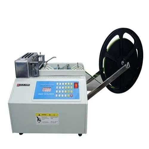 निवार कटिंग मशीन