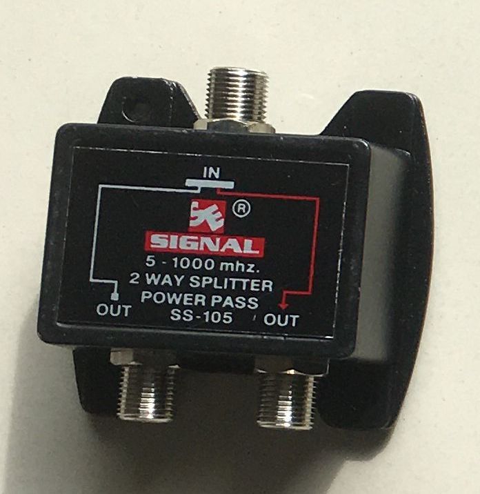 2 Way Splitter - 1 Port Powerpass & All Port Powerpass | High Quality F-type Connectors, Tested With Vector Network Analyzer (1300mhz)