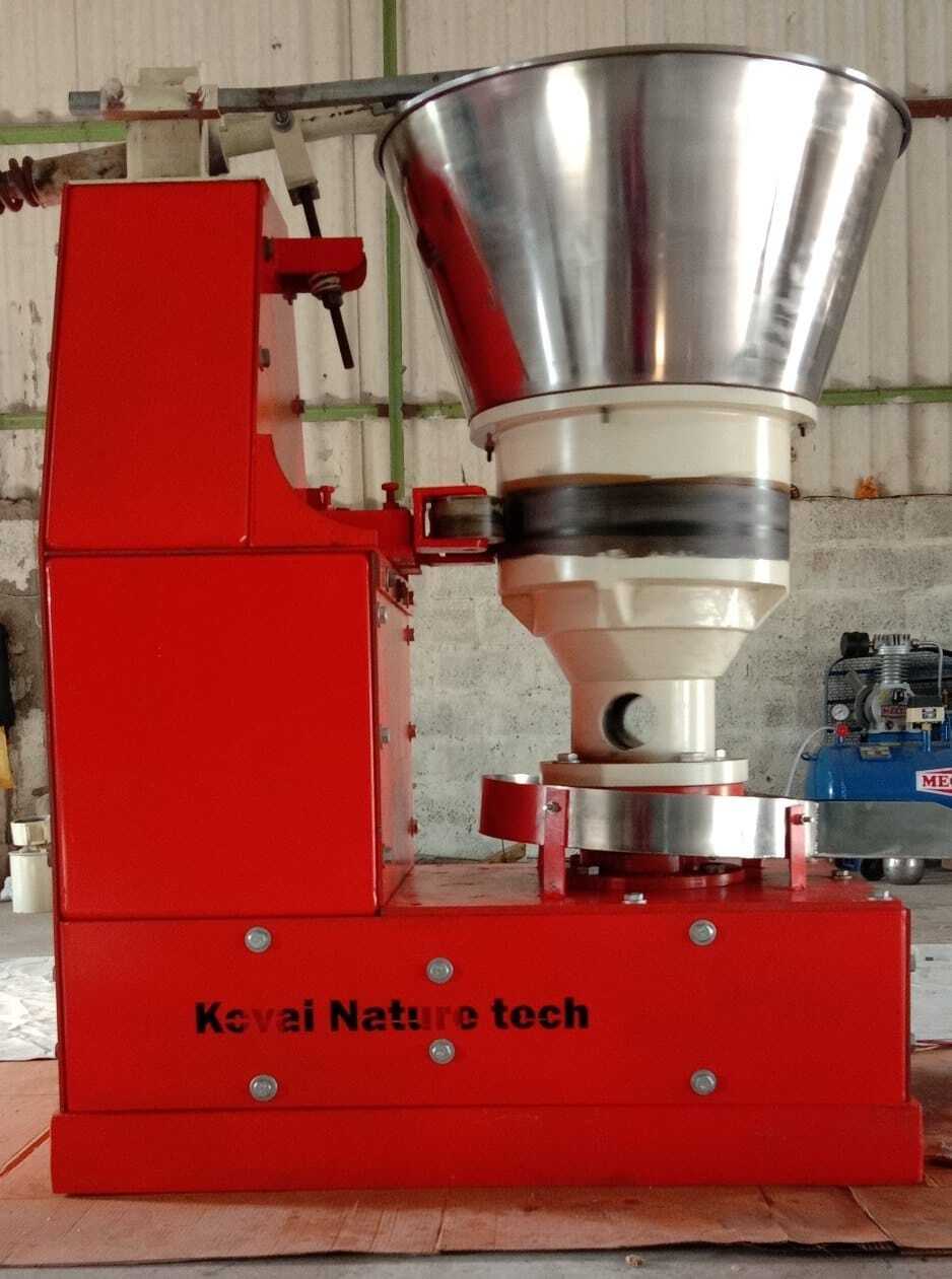 Chekku Oil Extraction Machine - Casting And Steel Materials 3x6x5 Feet Dimensions 440 Power | 15 To 20kg Capacity Automatic Control System Human Machine Interface