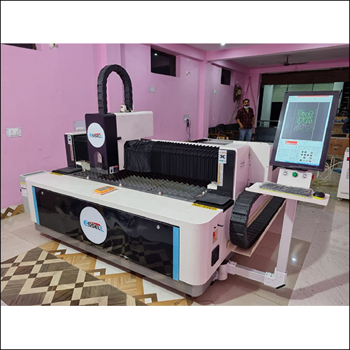Fiber Laser Cutting Machine Single Table - Automatic Grade: Automatic
