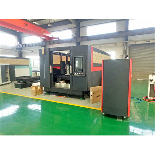 Semi Automatic Fiber Laser Cutting Machine With Exchange Table