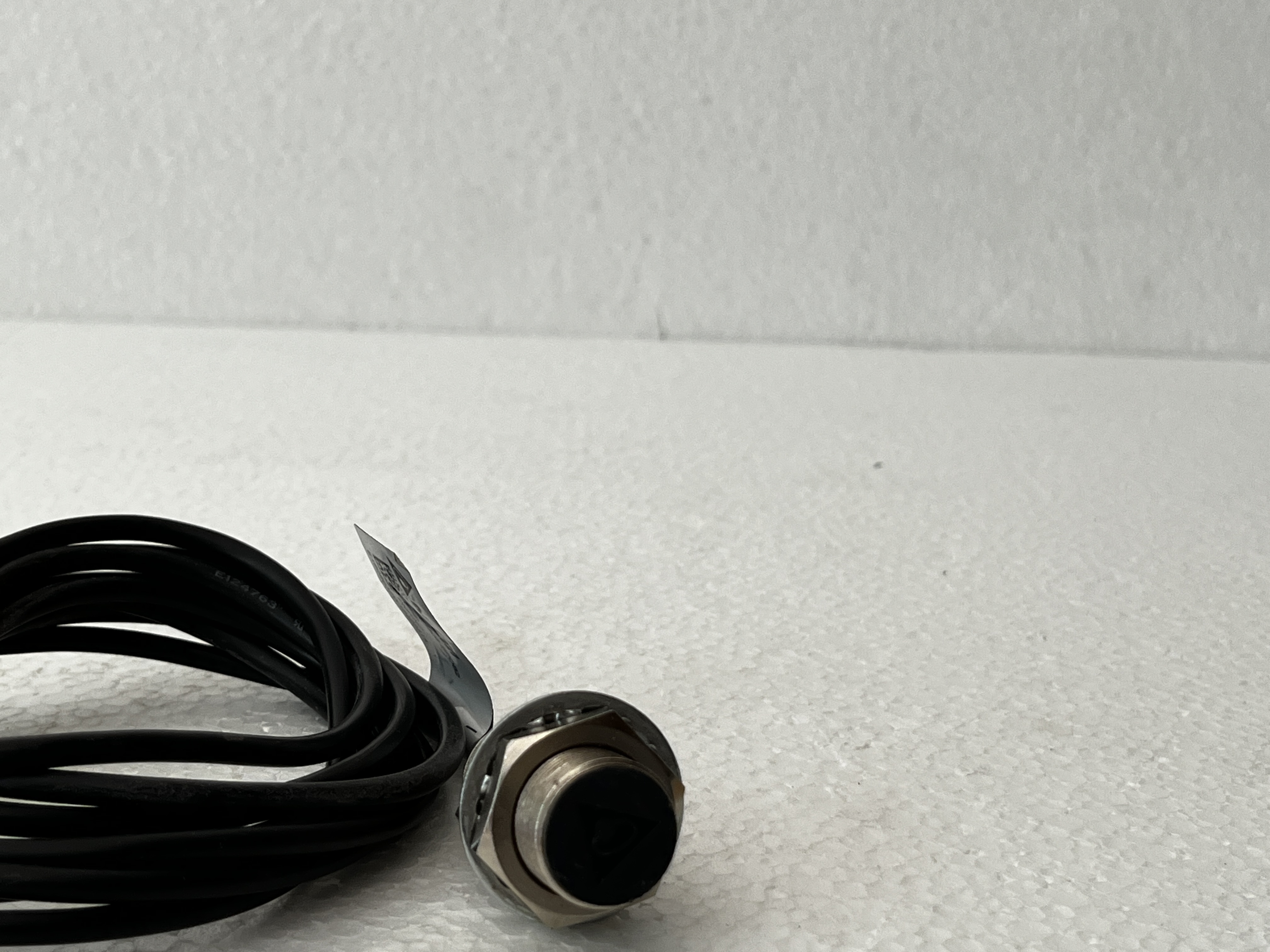 New Delta Proximity Sensor Is-e1808-bpob2 Plc Sensors Control Panel Application: Standard