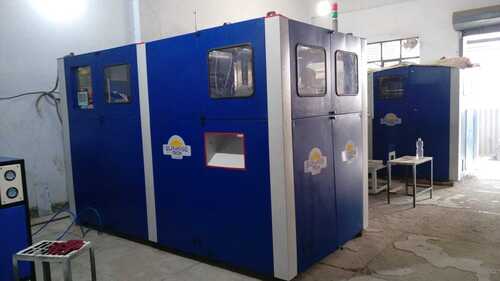 स्वचालित बोतल बनाने की मशीन