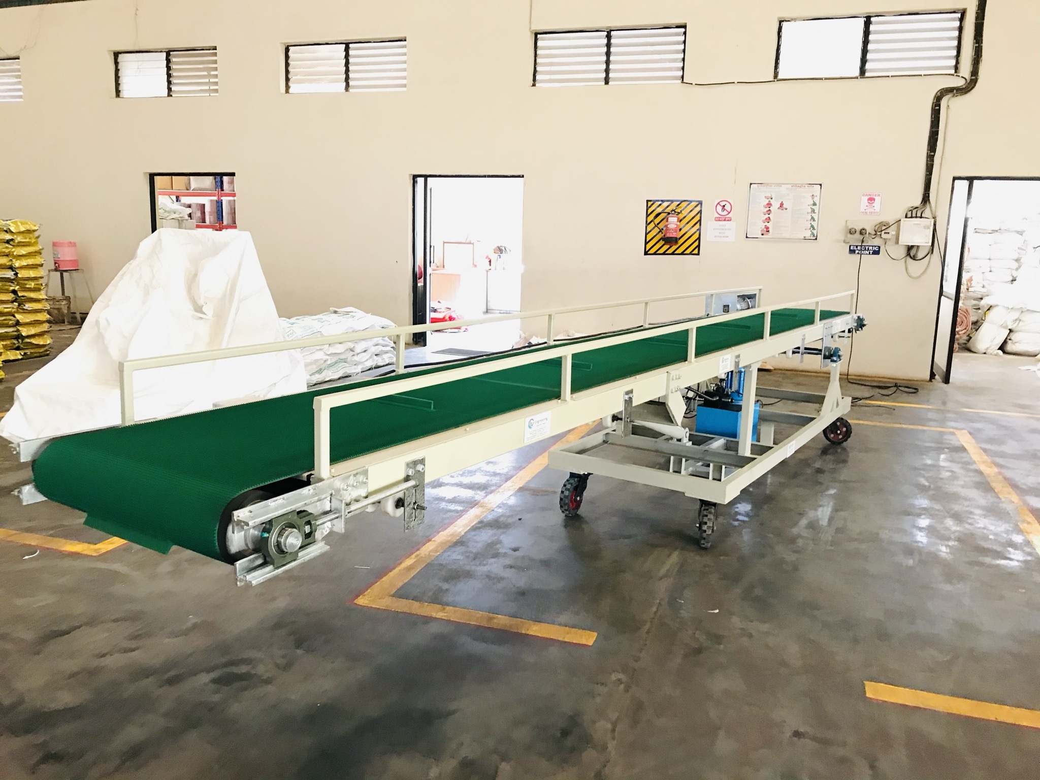 Any Colour Knife Edge Belt Conveyor