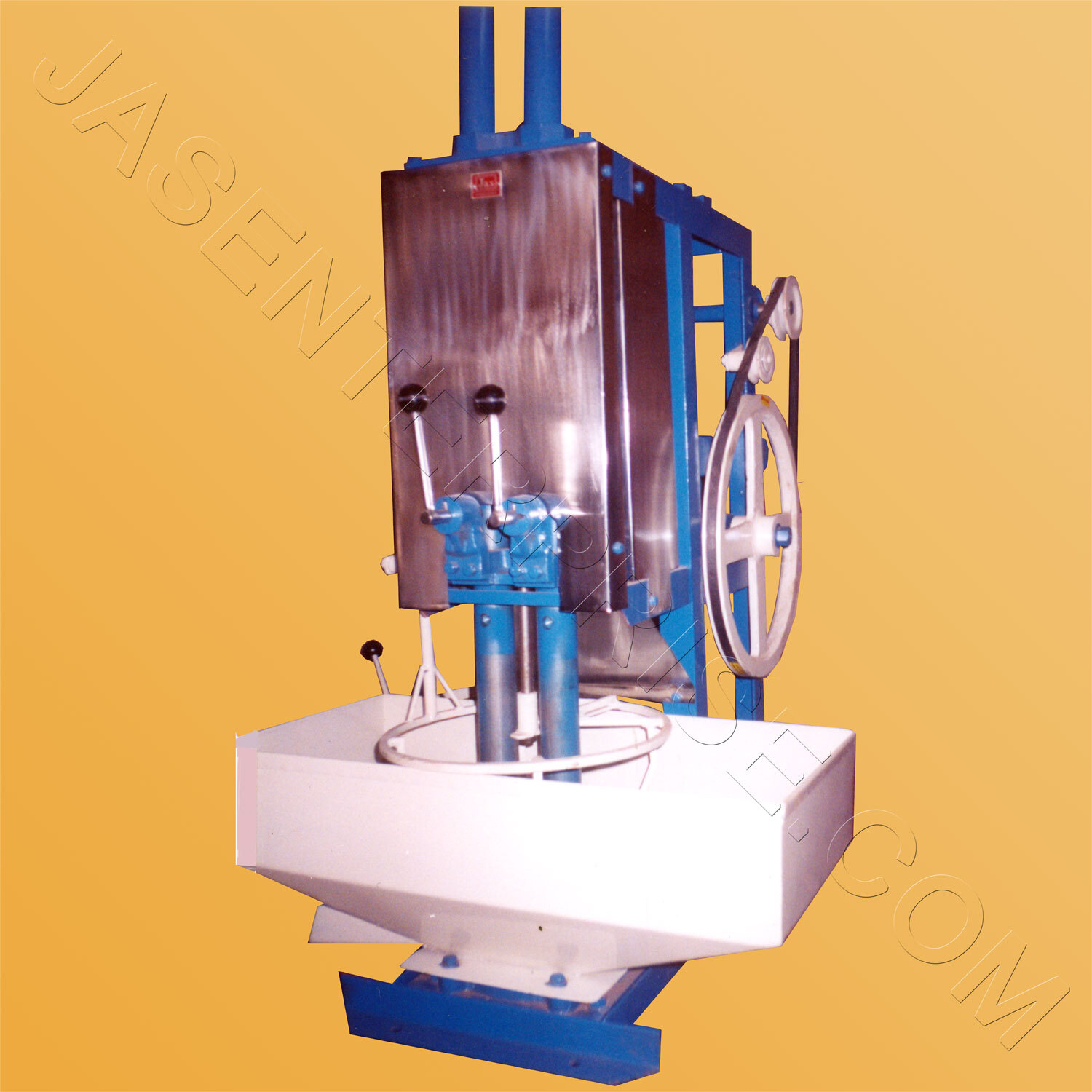 Khandap Machine Capacity: 5 To 15 Kg/hr