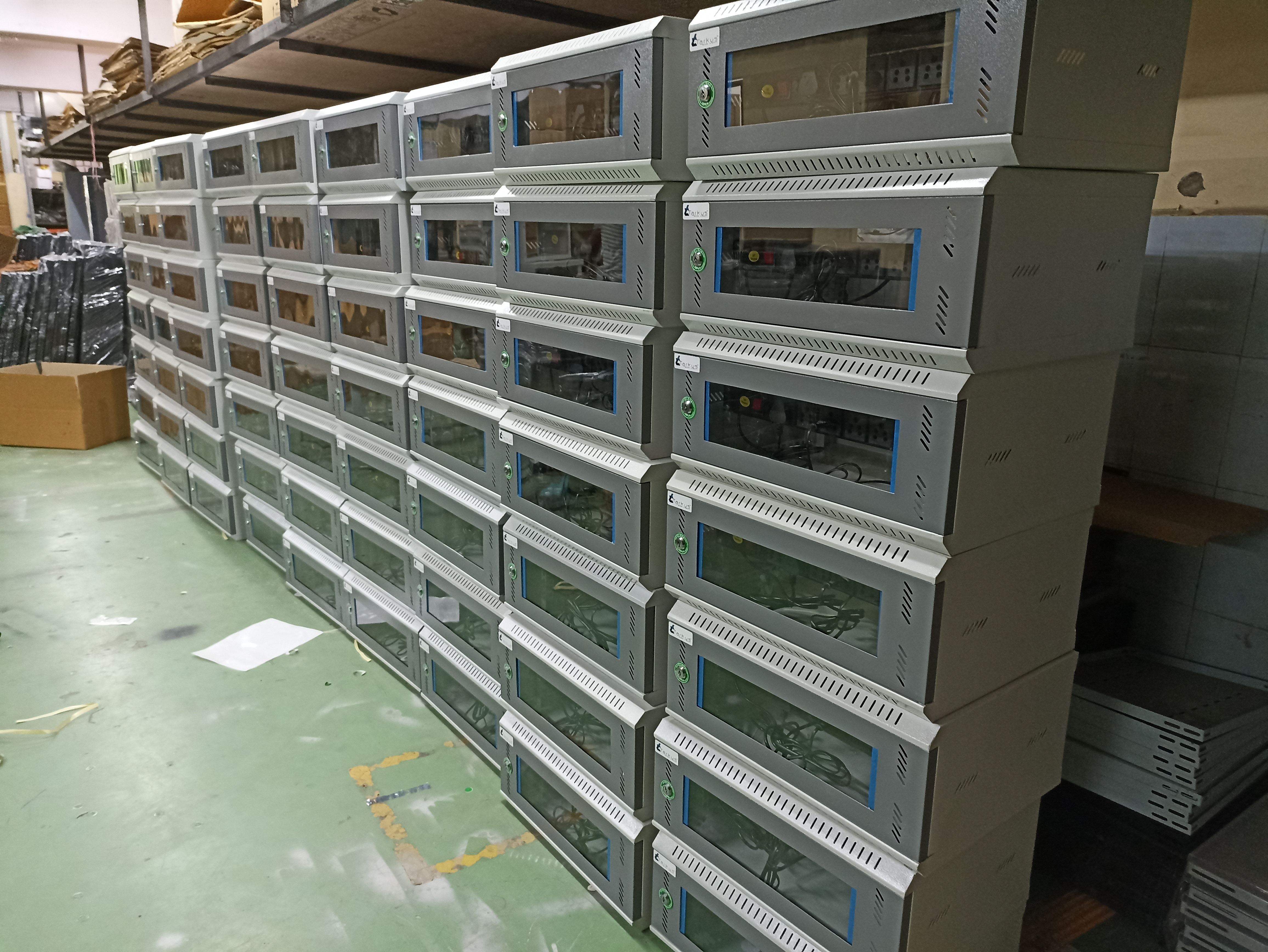 Wall Mount 4u Dvr Cctv Networking Rack By Tarkus Technologies - Capacity: 25 Kg/day