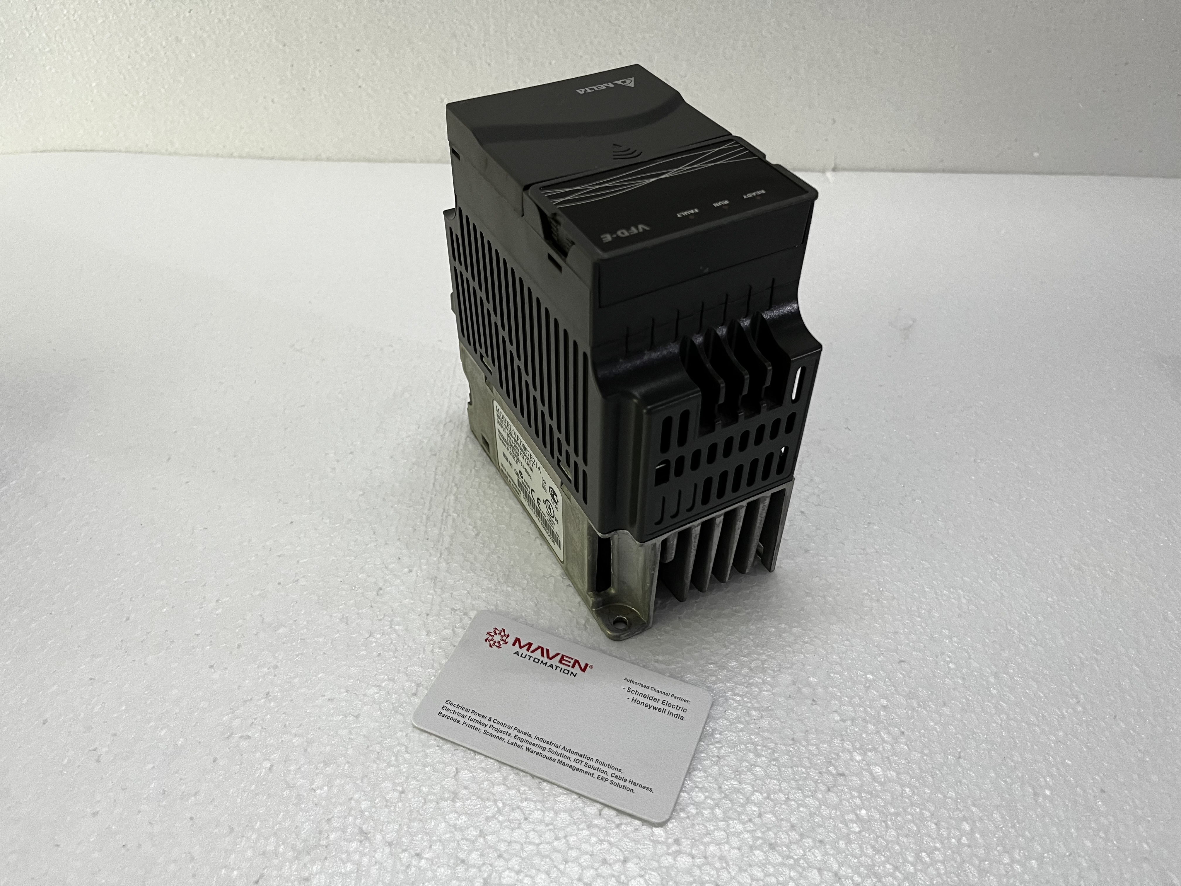 Delta Vfd007e21a Variable Frequency Drive - 6.2x9x7 Inches , 230vac Input Voltage, -10â°c To 50â°c Operating Temperature, 1.3 Kg Weight