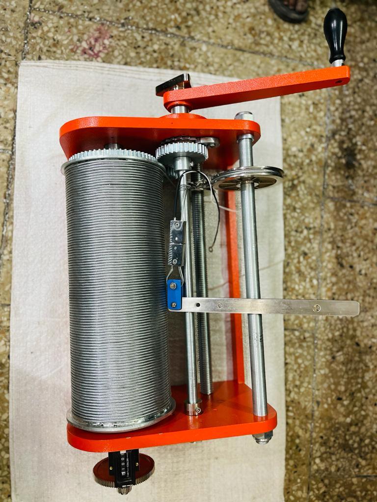 Sounding Reel Capacity: 45 Kg/hr