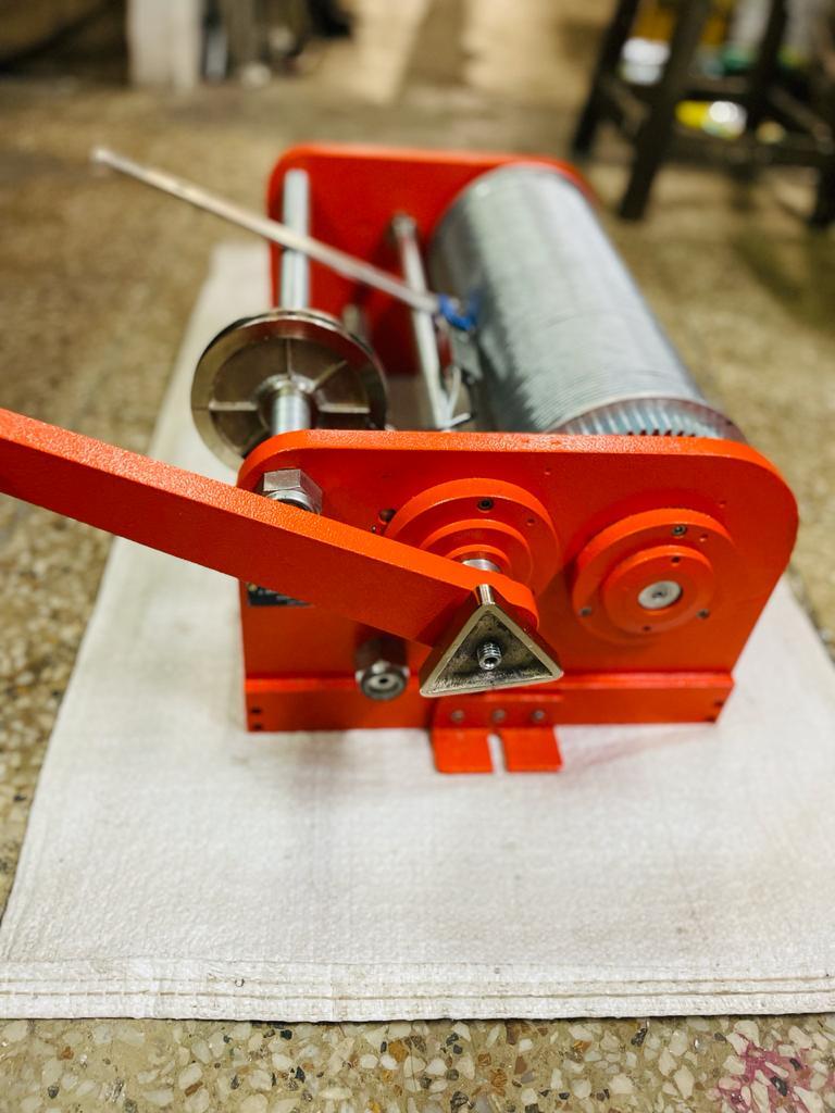 Sounding Reel Capacity: 45 Kg/hr