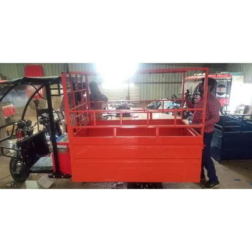 Battery Operated E Rickshaw Loader