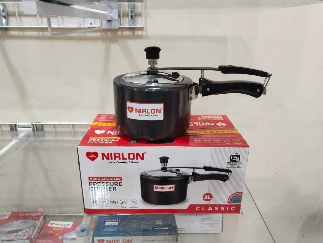 Classic Pressure Cooker - 3 Ltr Interior Coating: Hard Anodised