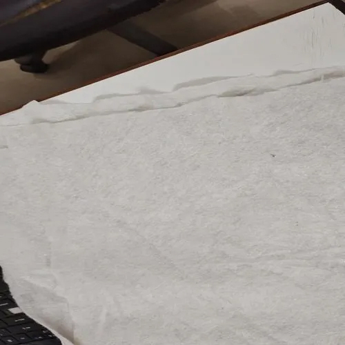 सफेद जियोटेक्सटाइल बुना हुआ कपड़ा