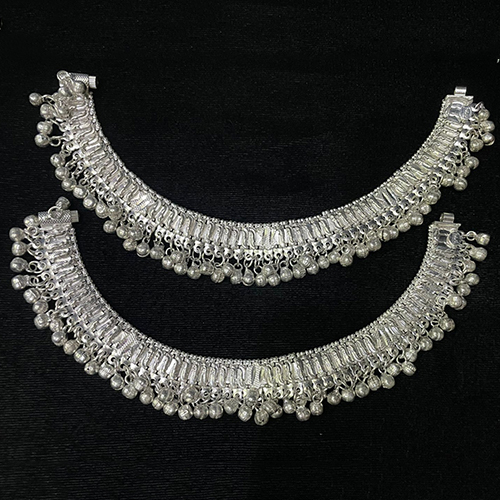 Ladies Artificial Designer Anklet - High-quality Plastic, Customized Size | Durable Imitation Jewelry Set For Women