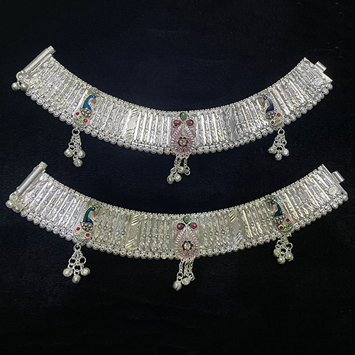 Ladies Artificial Designer Anklet - High-quality Plastic, Customized Size | Durable Imitation Jewelry Set For Women