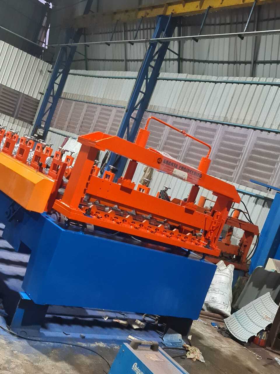 Crimping Machine - Automatic Grade: Automatic