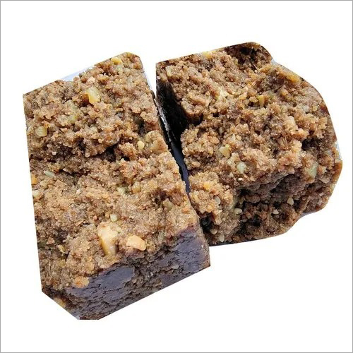 ब्राउन हींग केक