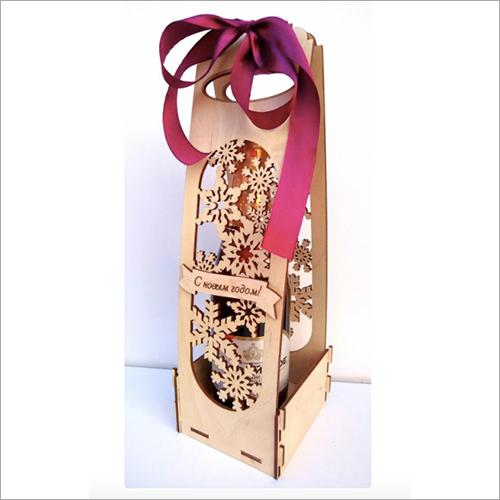 गुलाबी सजावटी बॉक्स