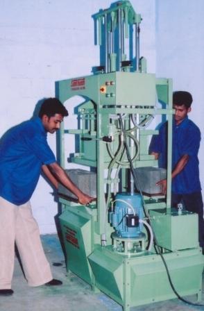 स्थिर एकल चरण खोखला ब्लॉक मशीन