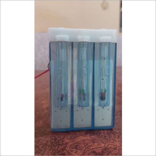 डीएच बैटरी नाममात्र वोल्टेज: 12 वोल्ट (V)