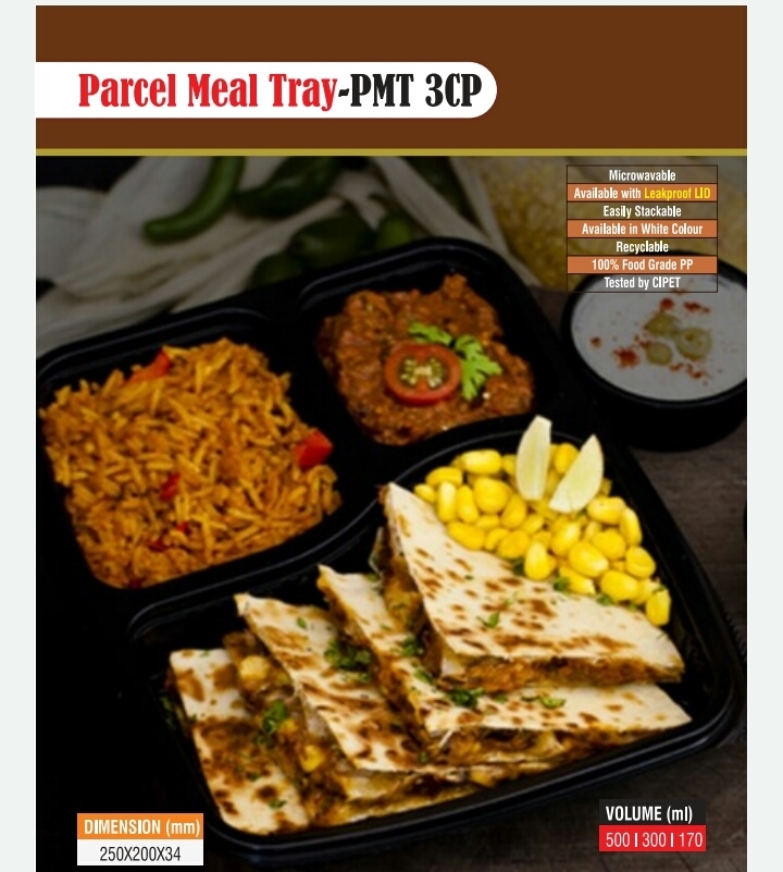 3-compartment Disposable Tray - 140x190 Mm, Transparent Pp Material | Rigid Structure, No Lid, Ideal For Biscuit Packaging