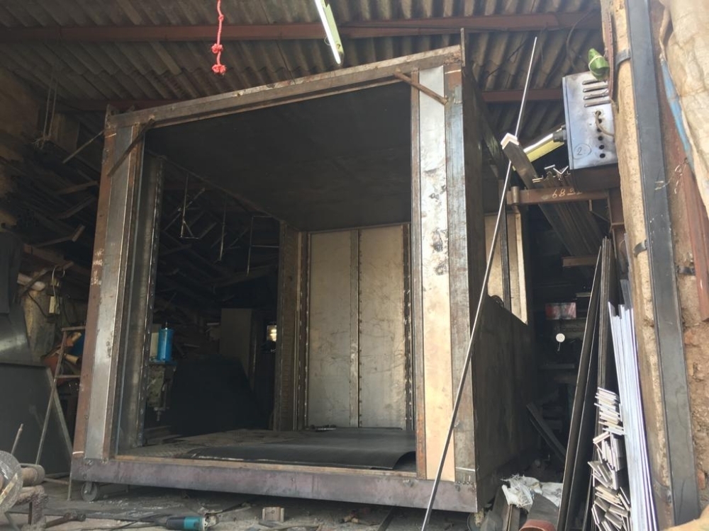 Industrial Fabrication Service - Steel Structure, Dimensions As Per Customer Requirement, Rock Wool Insulation, Custom Color Options