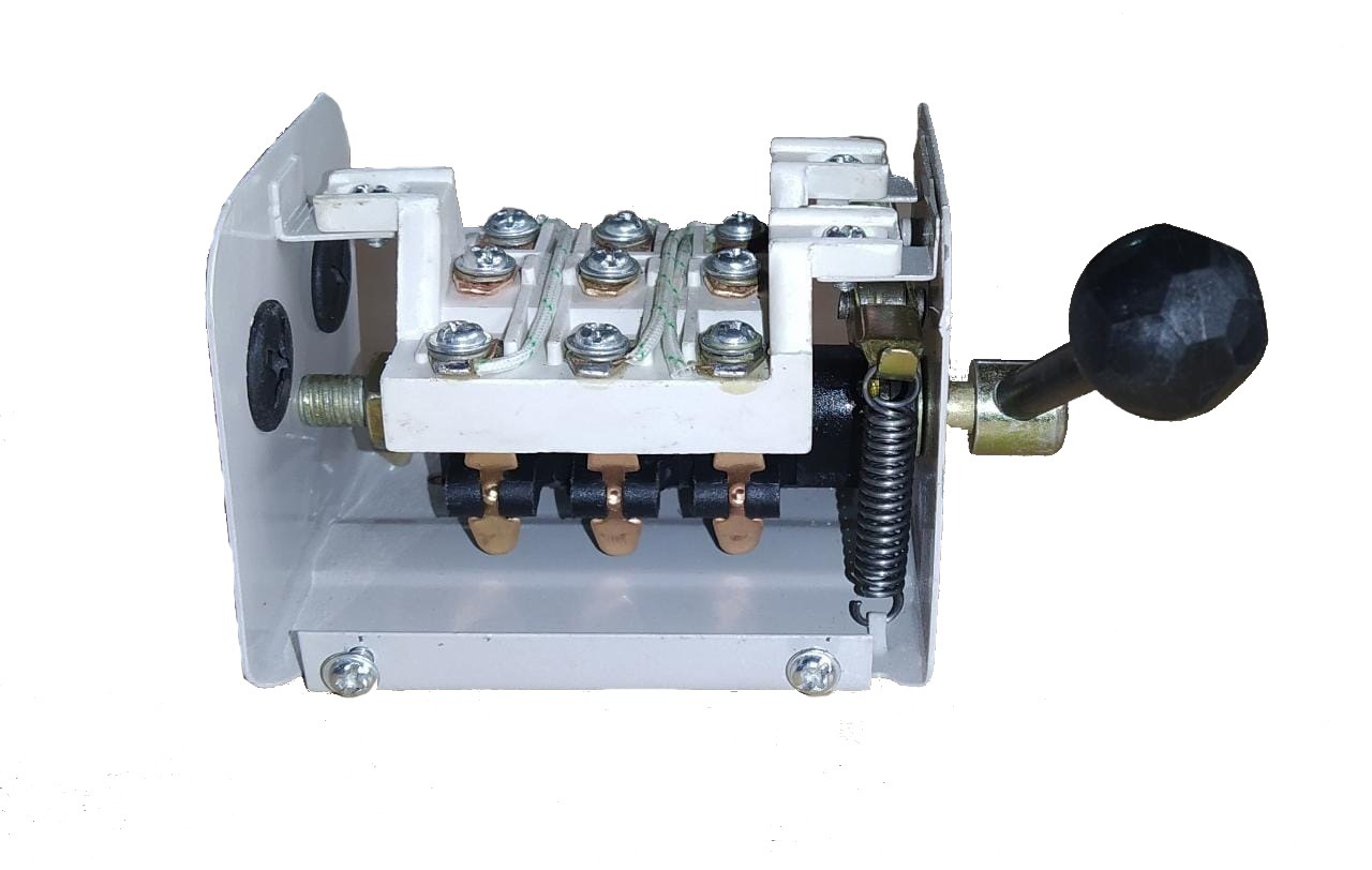 Selvo 16a 3 Phase Lt Reverse Forward Control Switch
