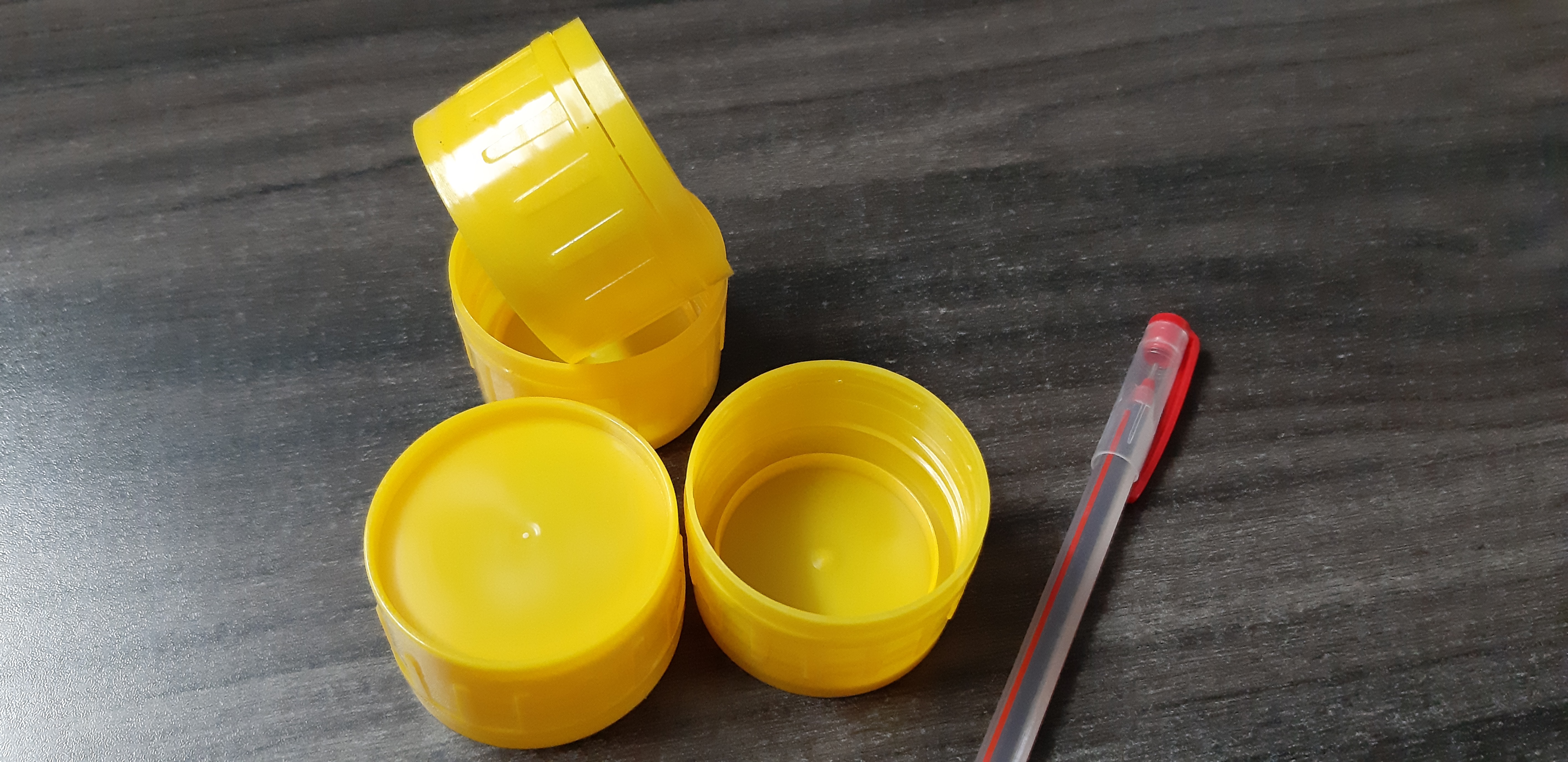 Plastic Butterfly Handle Cap - Plastic Material, 46 Mm Size, Yellow Color | Versatile For Bottles, Available In Multiple Sizes