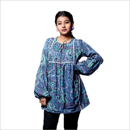 पॉलीक्रेप प्रिंटेड टॉप