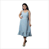 मल्टीकलर लेडीज़ कैज़ुअल वियर स्लीवलेस ड्रेस