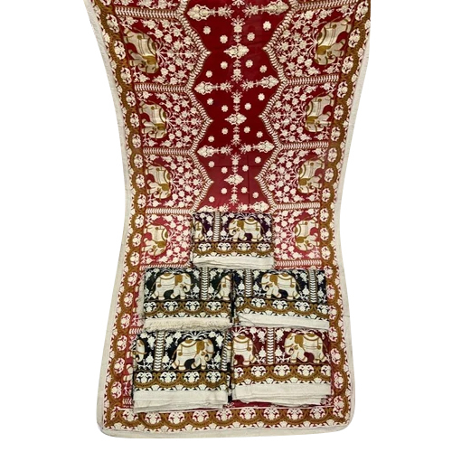 इंडियन ब्राइडल एम्ब्रायडरी दुपट्टा